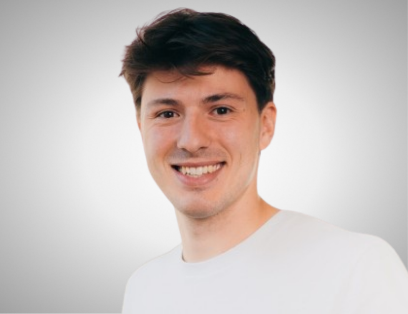 Andreas Geamanu Headshot