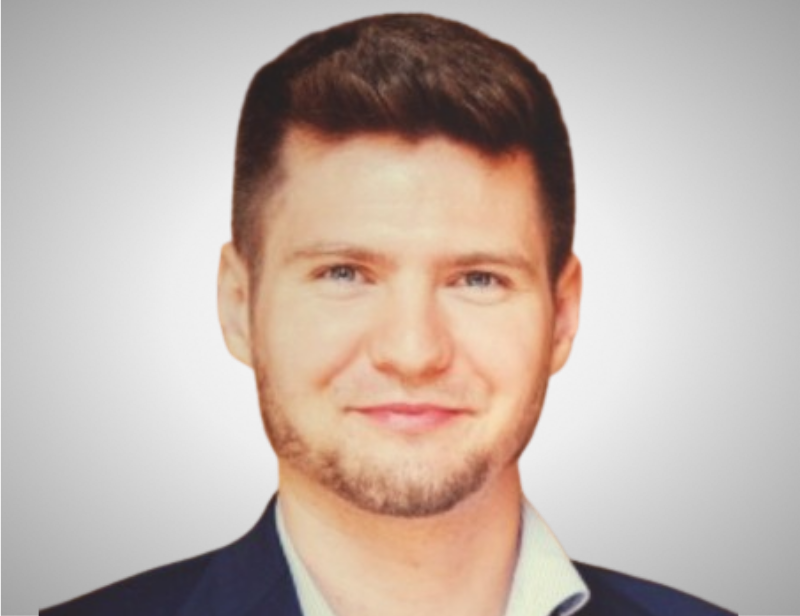 Caspar D. Hartmann Headshot