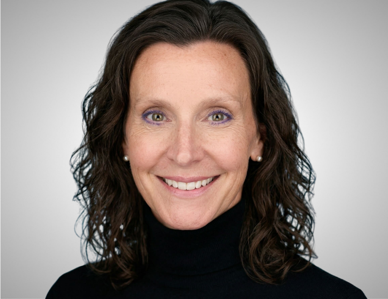 Kate Gibbons-Savage Headshot