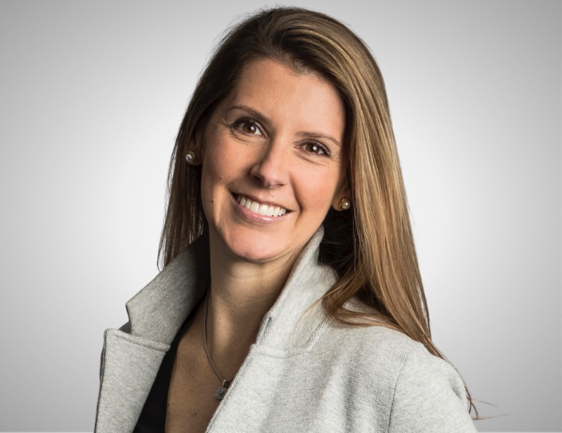 Kelly Jacxsens Headshot