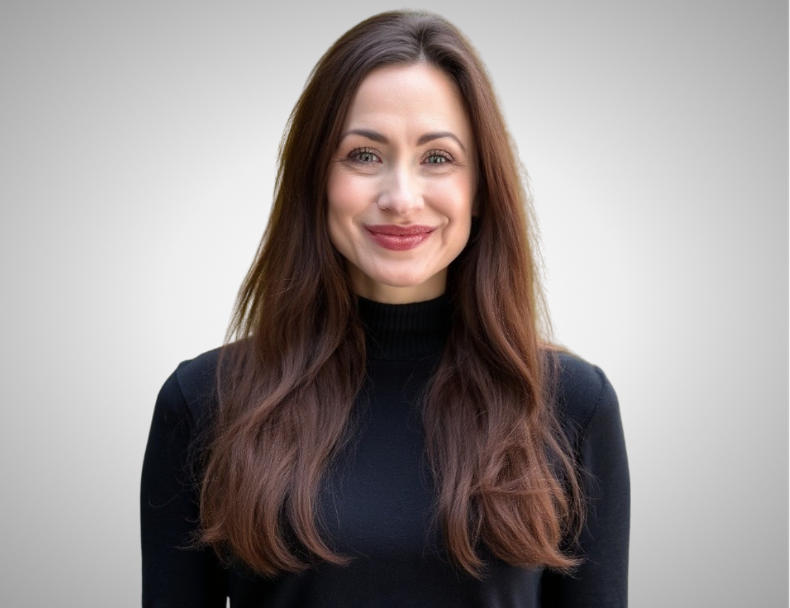 Sarah Jackson Headshot