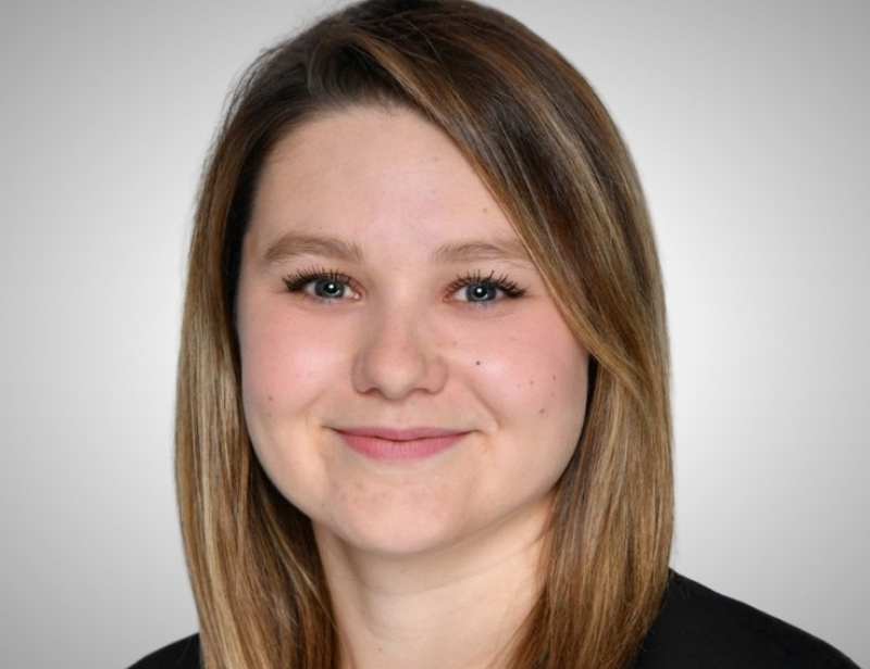 Sarah Van Sickle Headshot