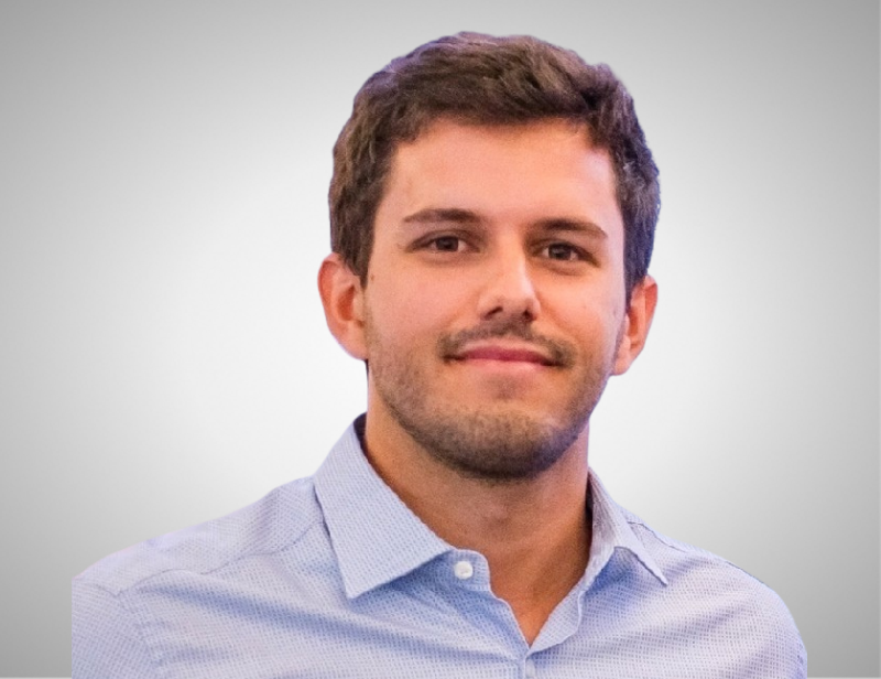 Sergi Molins  Headshot