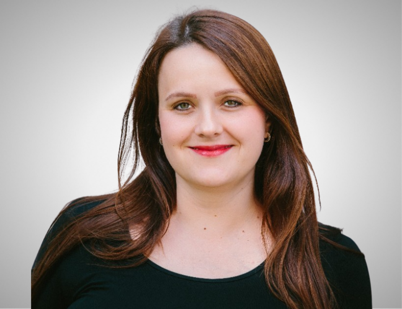 Sona Smid Headshot