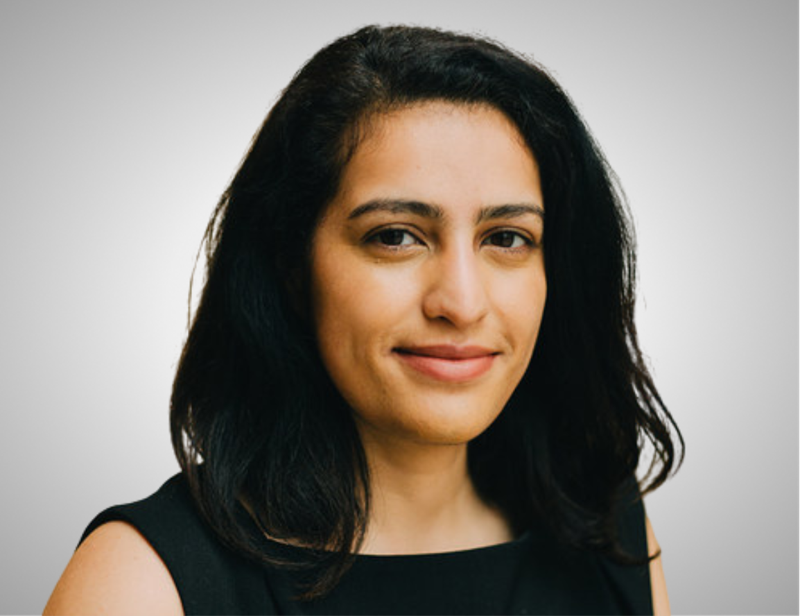 Aiasha Khalid Headshot