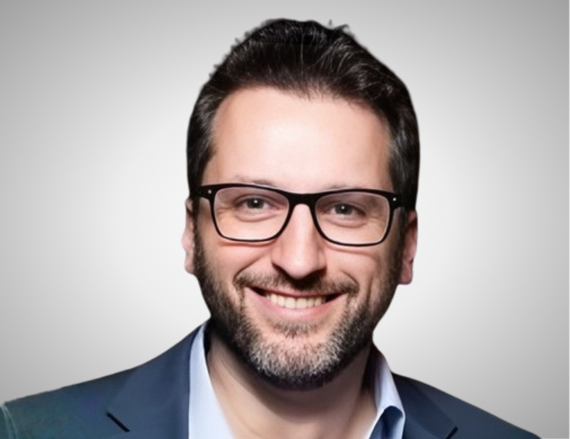 Avi Ishofsky Headshot-1