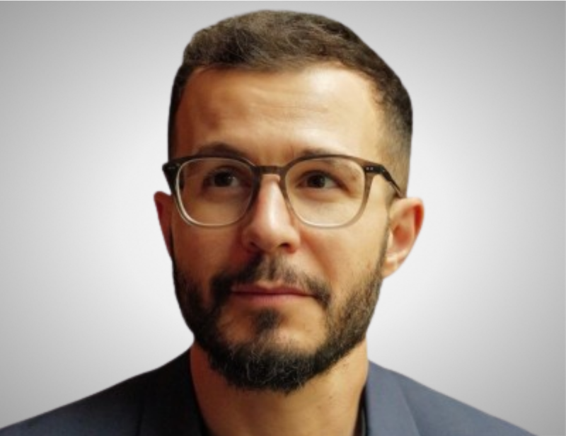 Ian Cugniere Headshot