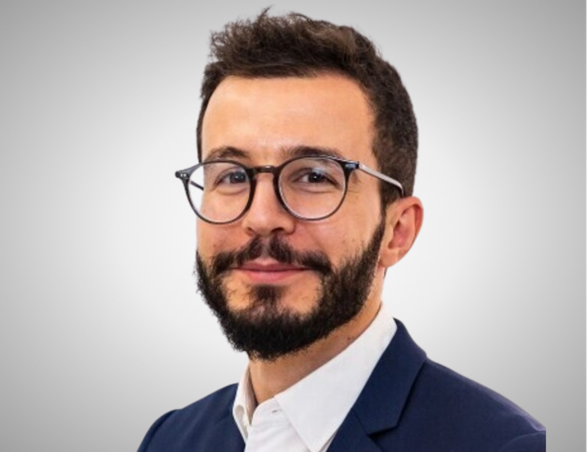 Ian Cugniere Headshot